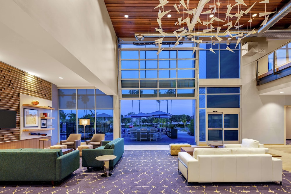 Hampton Inn & Suites San Diego Airport Liberty Station - photo 6