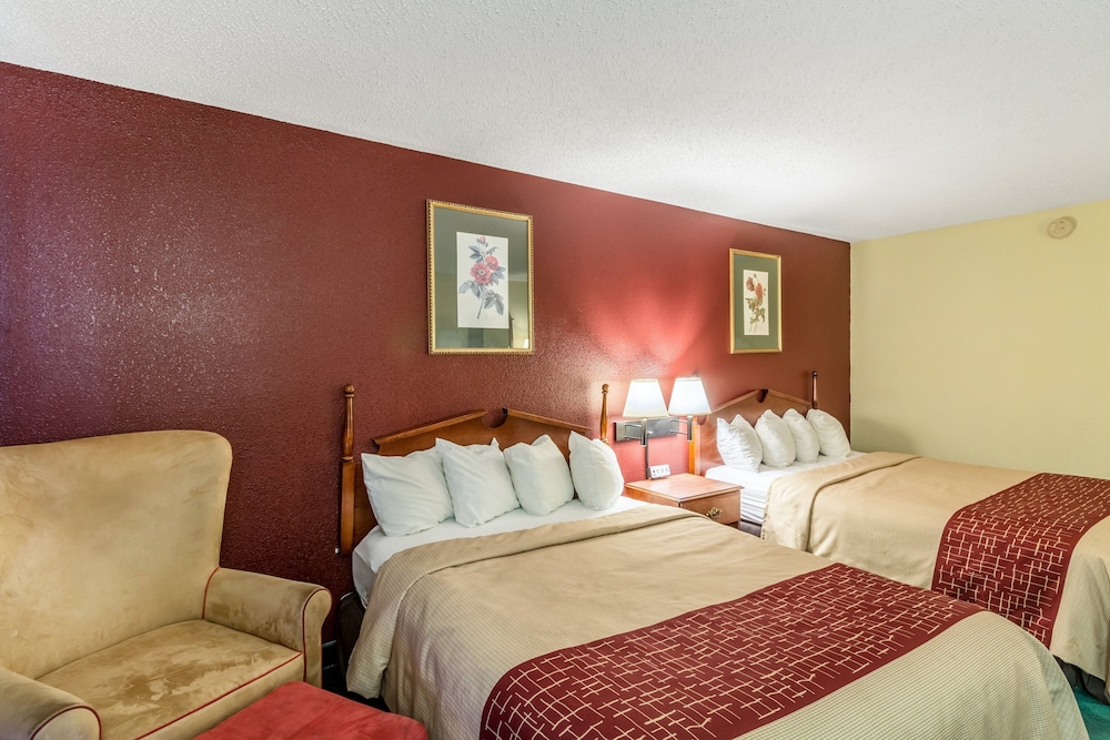 Red Roof Inn Morehead - photo 4