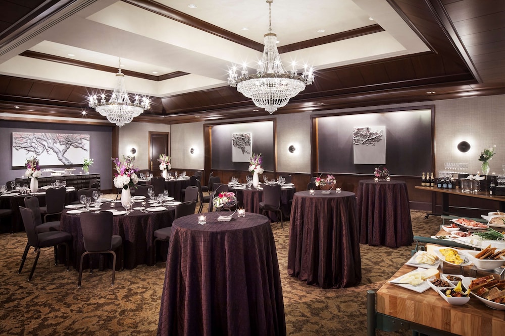 The Logan Philadelphia Curio Collection by Hilton - photo 119