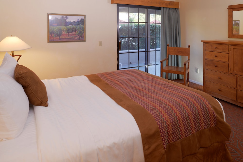 Riviera Oaks Resort - photo 12