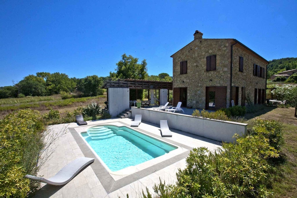Tuscany Forever Villas — 4-Star Luxury Hotel in Montescudaio, Italy