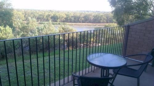 Lake Talbot Tourist Park — Narrandera — photo 4
