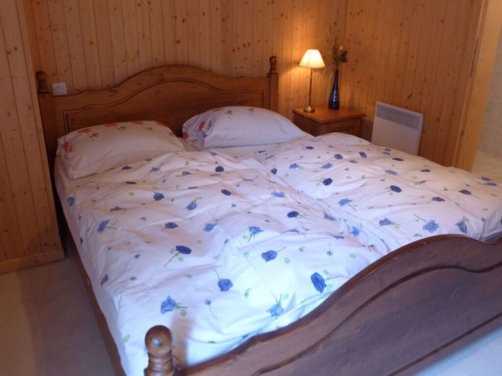 Le Jet dEau 19 — Chatel — photo 2