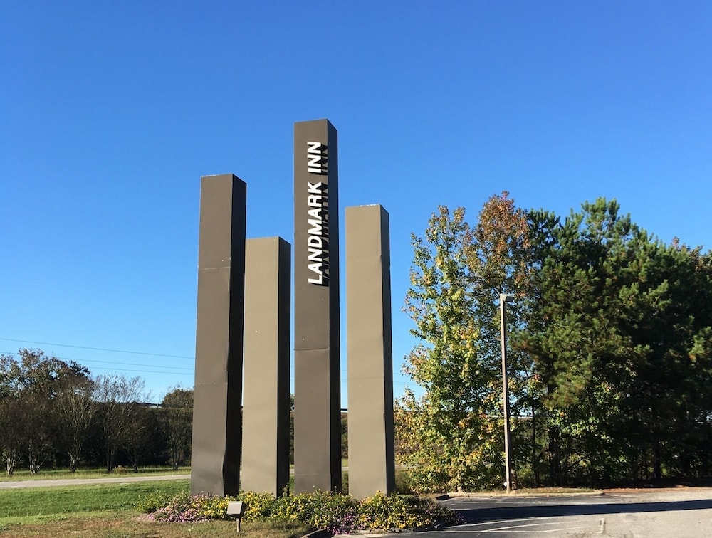 Landmark Inn Hartsville - photo 44