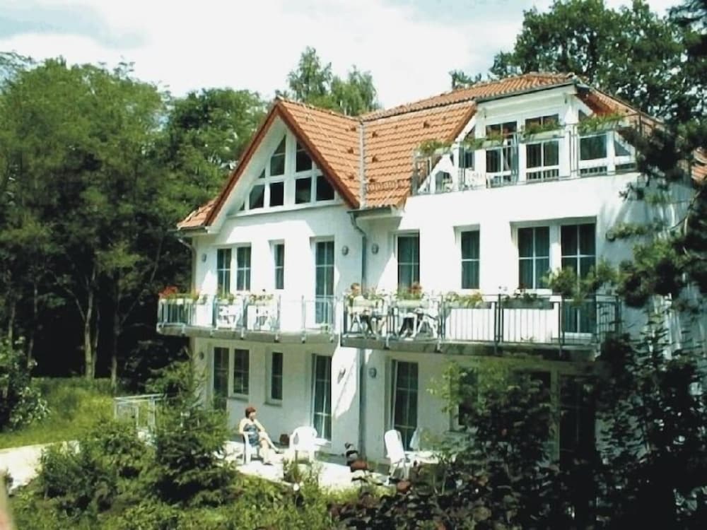 Waldhaus Mühlenbeck - last minute hotel in Berlin