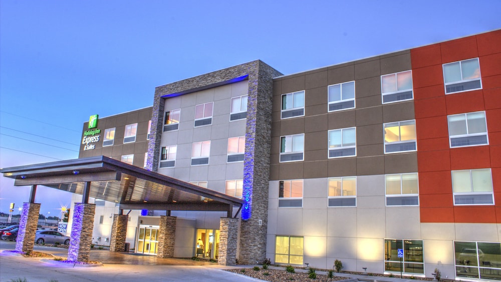 Holiday Inn Express & Suites Spencer by IHG - photo 34