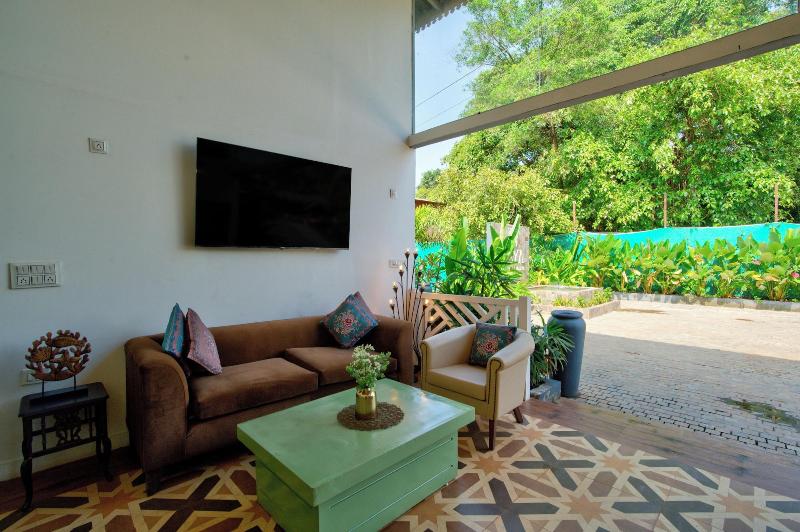 Raya Resorts — 4-Star Luxury Hotel in Vagator, India