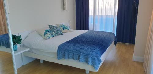 Apartment in Orbi City