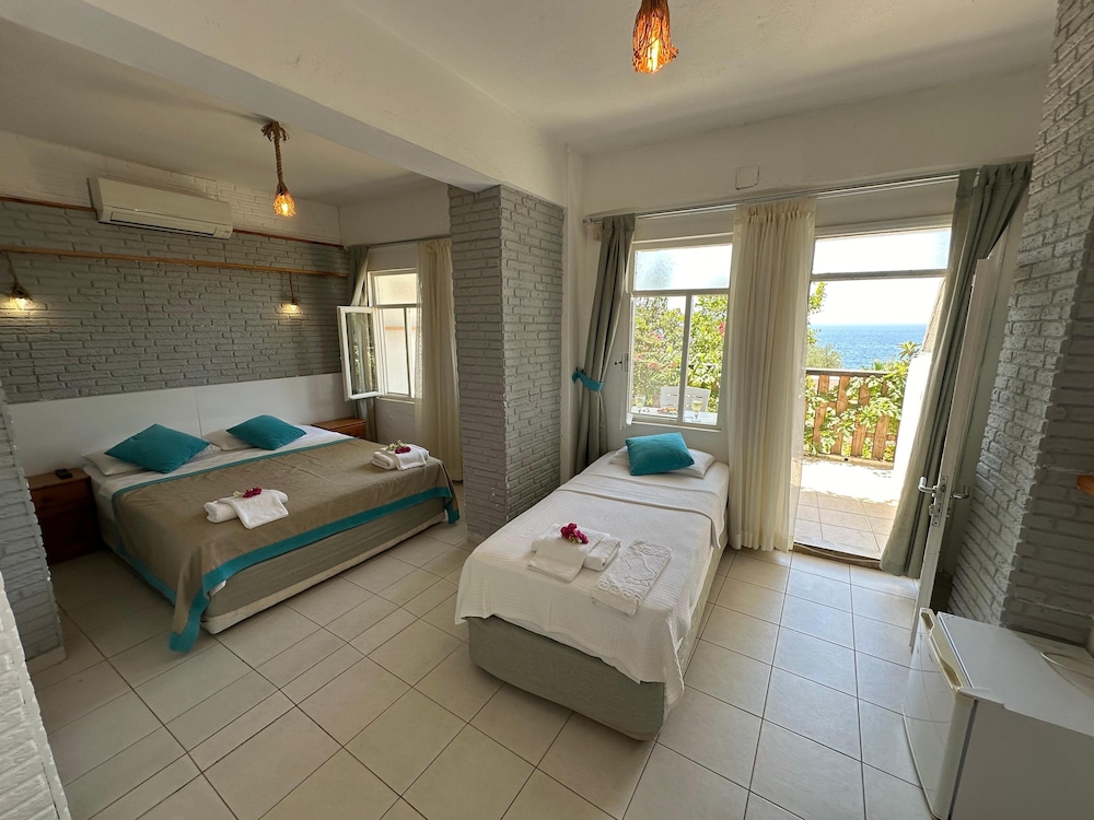 Cakil Pansiyon - carbon neutral hotel in Kas