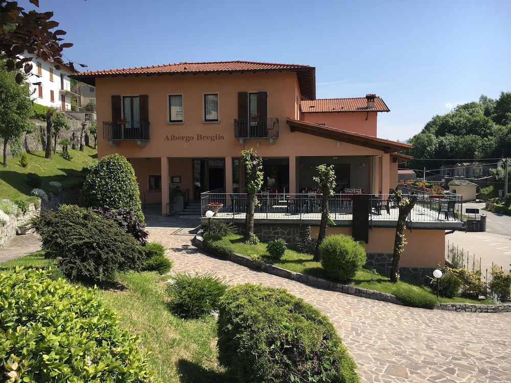 Albergo Breglia — hotel in Plesio