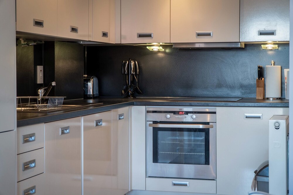 13 Rhodewood House 2 Bedroom Apartment Saundersfoot — 4-Star Luxury Hotel in Saundersfoot, United Kingdom