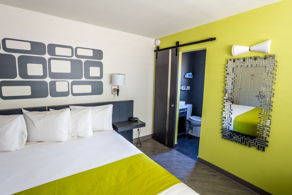 University Inn Tempe - photo 9