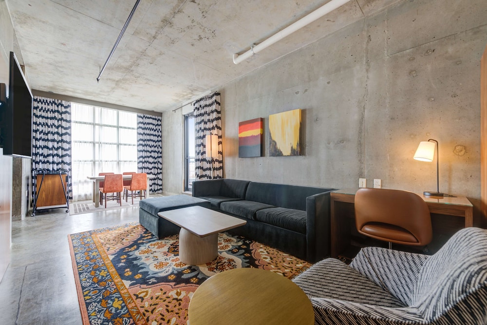 NYLO Dallas Plano Hotel Tapestry Collection by Hilton - photo 19