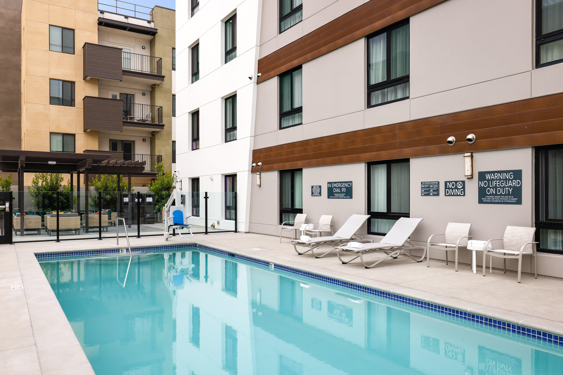 Holiday Inn & Suites Monterey Park Los Angeles by IHG - photo 23