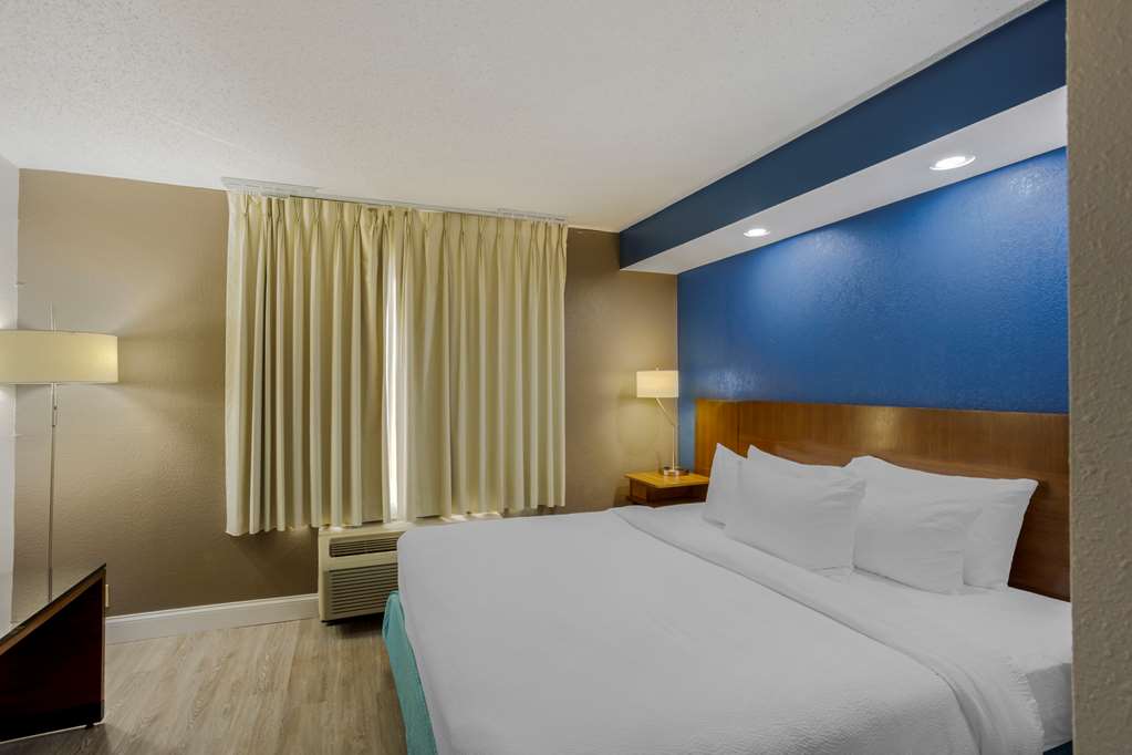Comfort Inn & Suites Mt. Laurel Philadelphia - photo 27