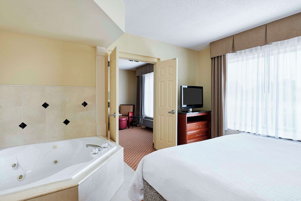 Hilton Garden Inn Charlotte North - photo 14