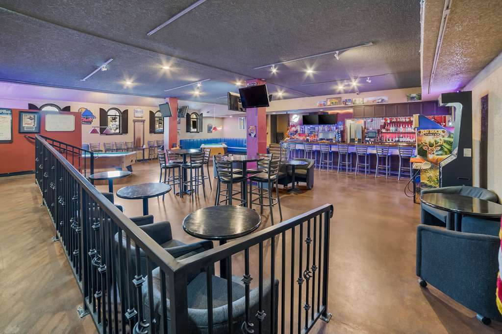 Quality Inn & Suites Goodyear Phoenix West - photo 20