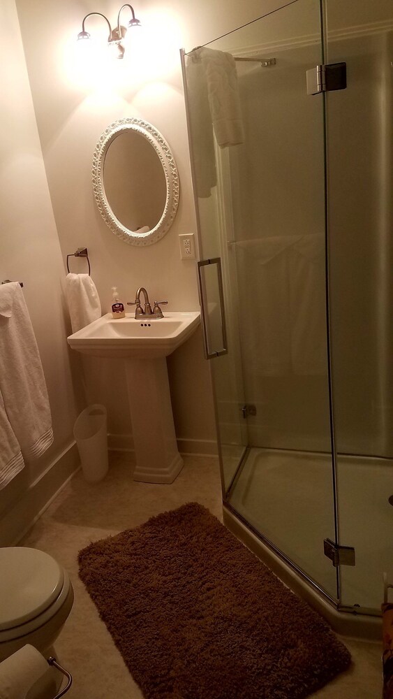 The Old Victorian Inn - photo 18