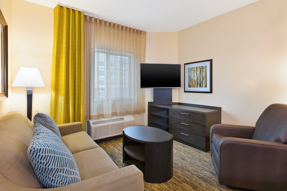 Candlewood Suites Washington North by IHG - photo 20