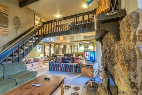 Hillsider by Retreatia — hotel in Steamboat Springs