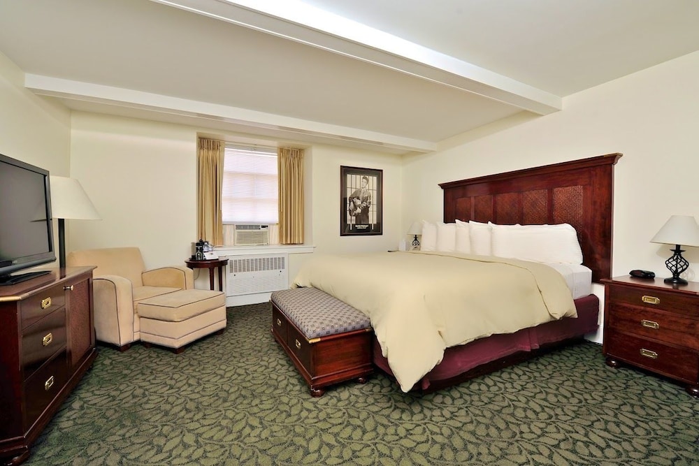 Jailhouse Inn - photo 17