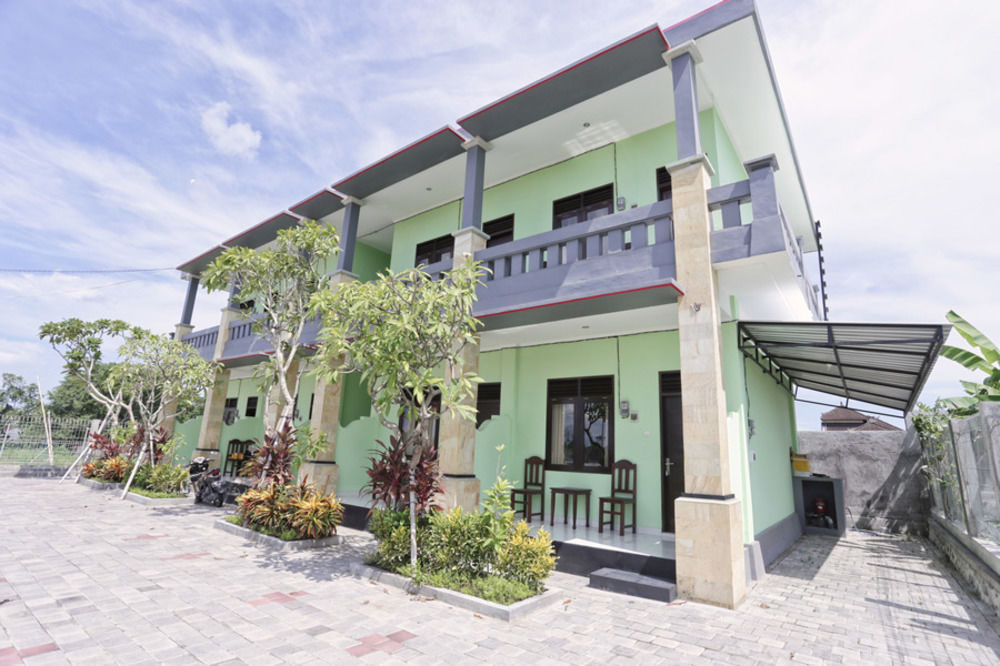 RedDoorz @ Kerobokan Canggu in Kerobokan, Indonesia