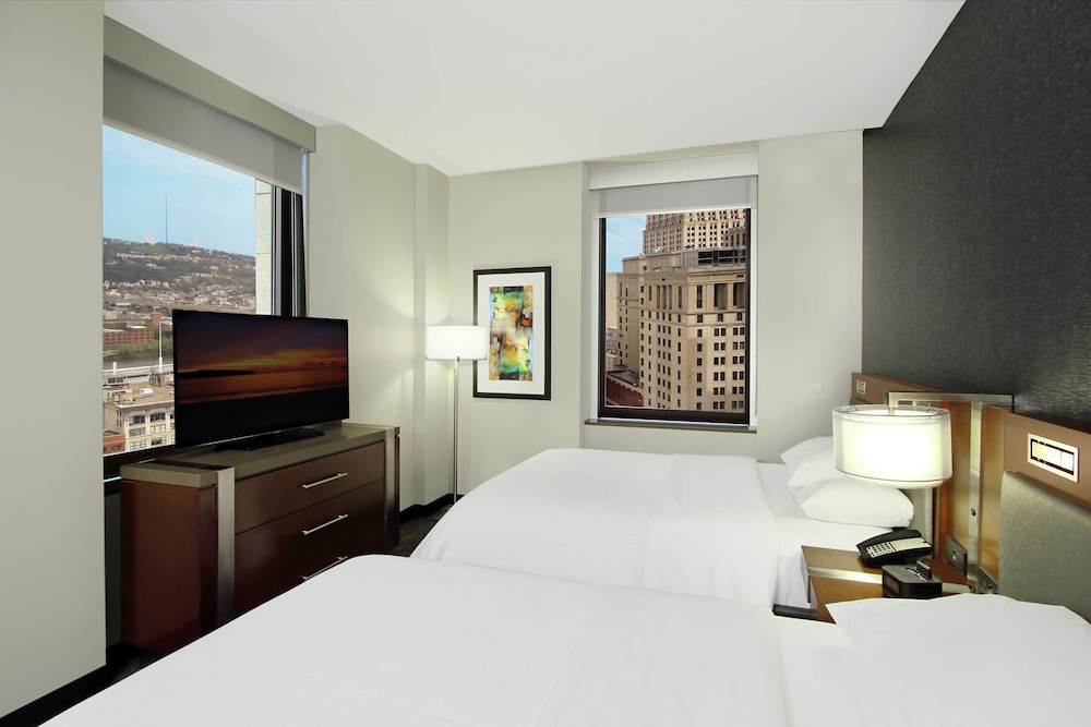 Embassy Suites By Hilton Pittsburgh Downtown - photo 16