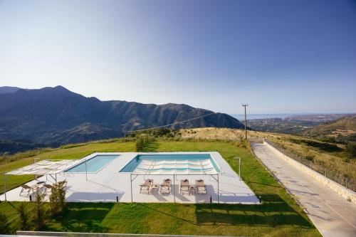 Mountain Dream - carbon neutral hotel in Rethymno