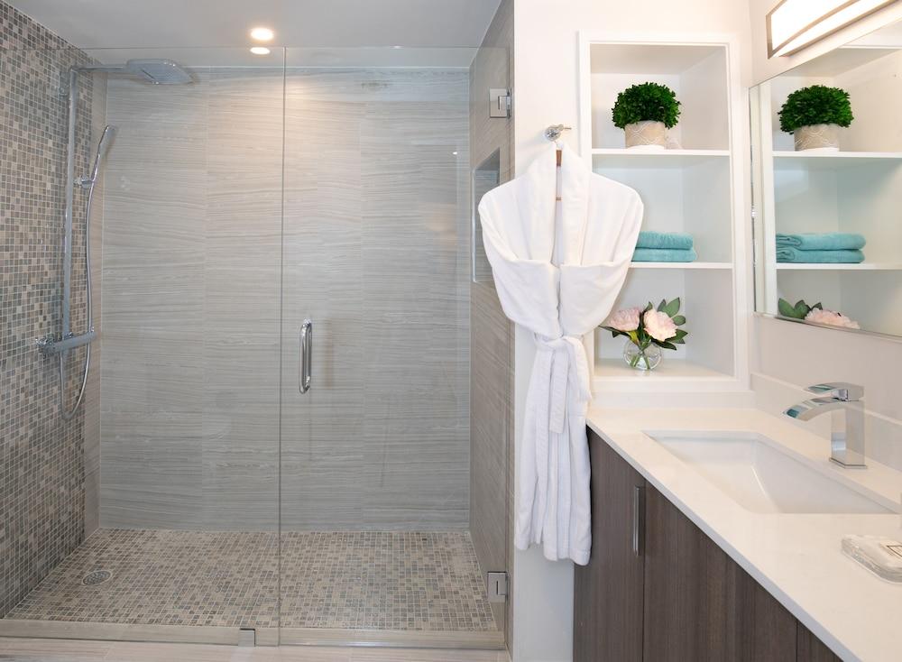 MIA Luxe Properties at Mutiny Park Condominium Hotel - photo 7
