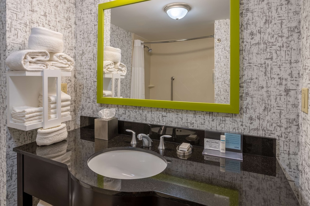 Hampton Inn Birmingham Leeds - photo 32