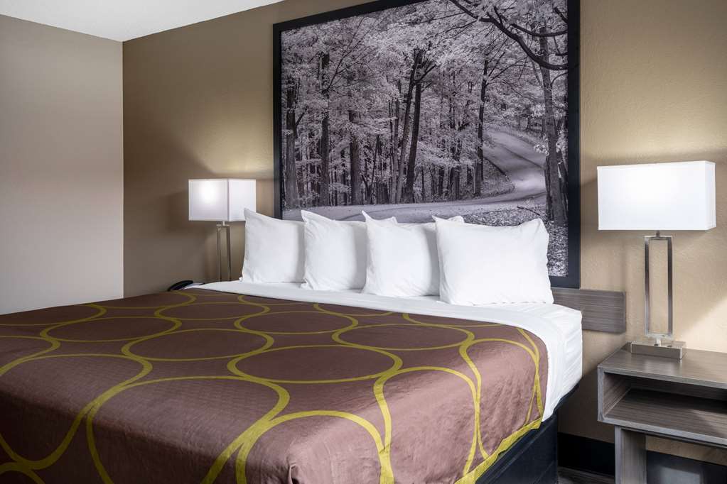 Super 8 by Wyndham Merrillville - photo 29