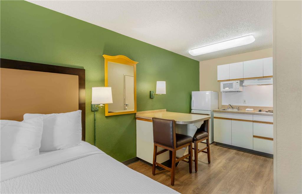 Extended Stay America Suites Portland Beaverton - photo 32