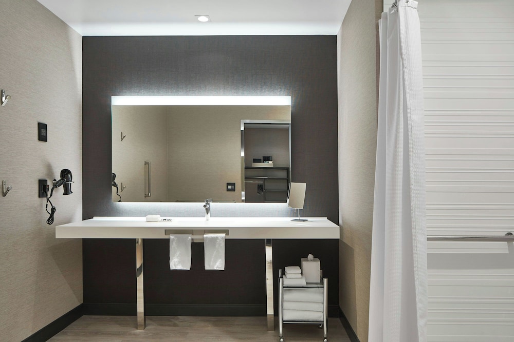 AC Hotel Sacramento - photo 29