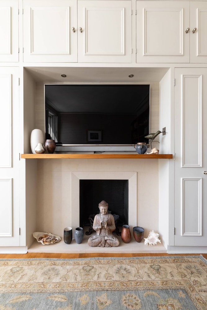 Lilyville Road III by Onefinestay — 4-Star Luxury Hotel in London, United Kingdom