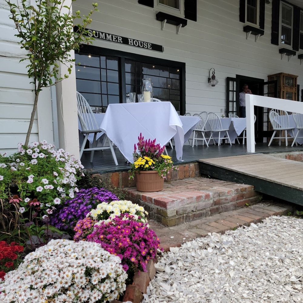 Summer House Hotel - photo 9