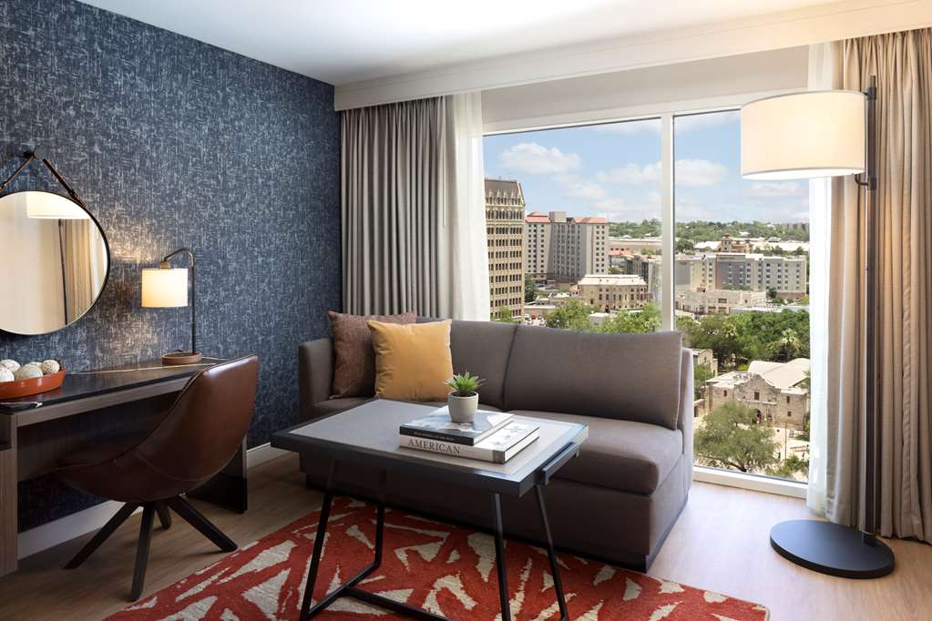 Hyatt Regency San Antonio Riverwalk - photo 32