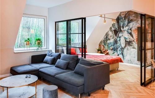 2 Bedroom Cozy Apartment In Stezyca — 4-Star Luxury Hotel in Stezyca, Poland