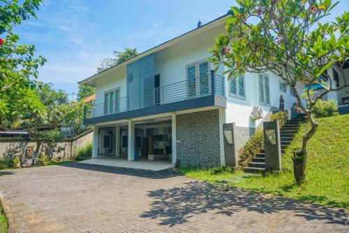 Araminth Private Villa — 4-Star Luxury Hotel in Lovina, Indonesia