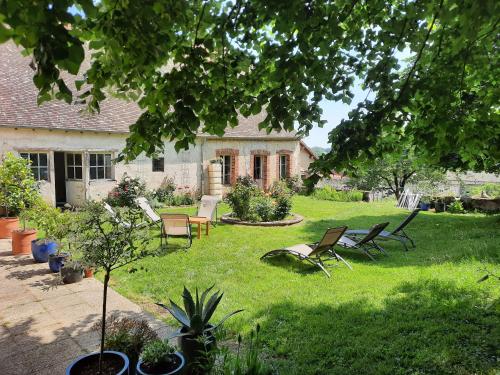 Le Presbyte Re Des Renards — hotel in Magnac-Laval