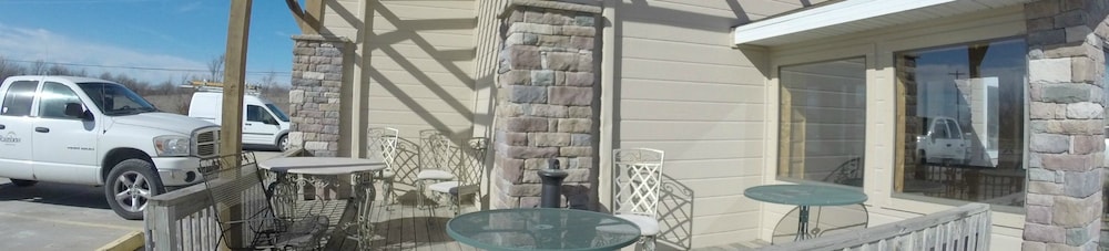 Rock Creek Hotel - photo 26