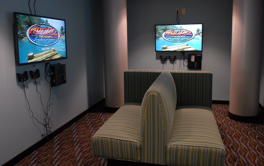 Holiday Inn Express Boise University Area by IHG - photo 61