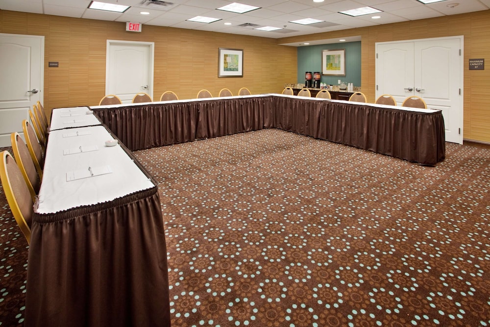 Hampton Inn & Suites St. Cloud MN - photo 21