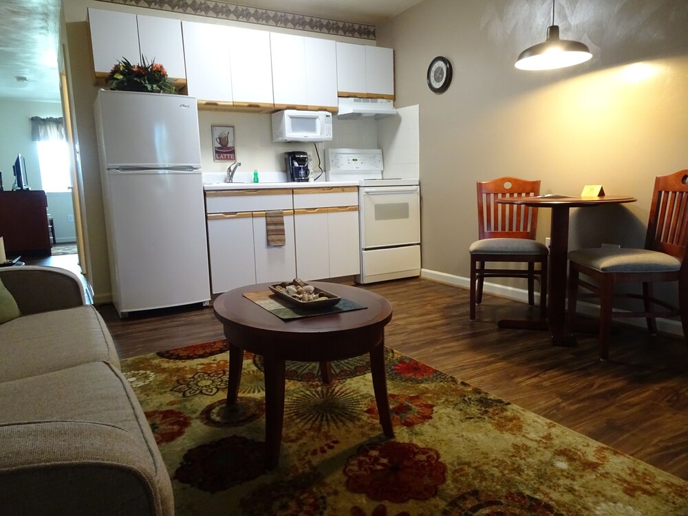 Affordable Suites of America Lynchburg - photo 44