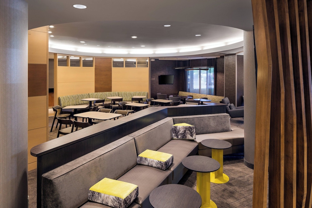 SpringHill Suites by Marriott Bakersfield - photo 5