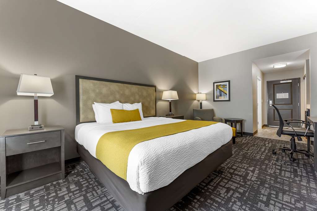Best Western Plus Cranberry Pittsburgh North - photo 23