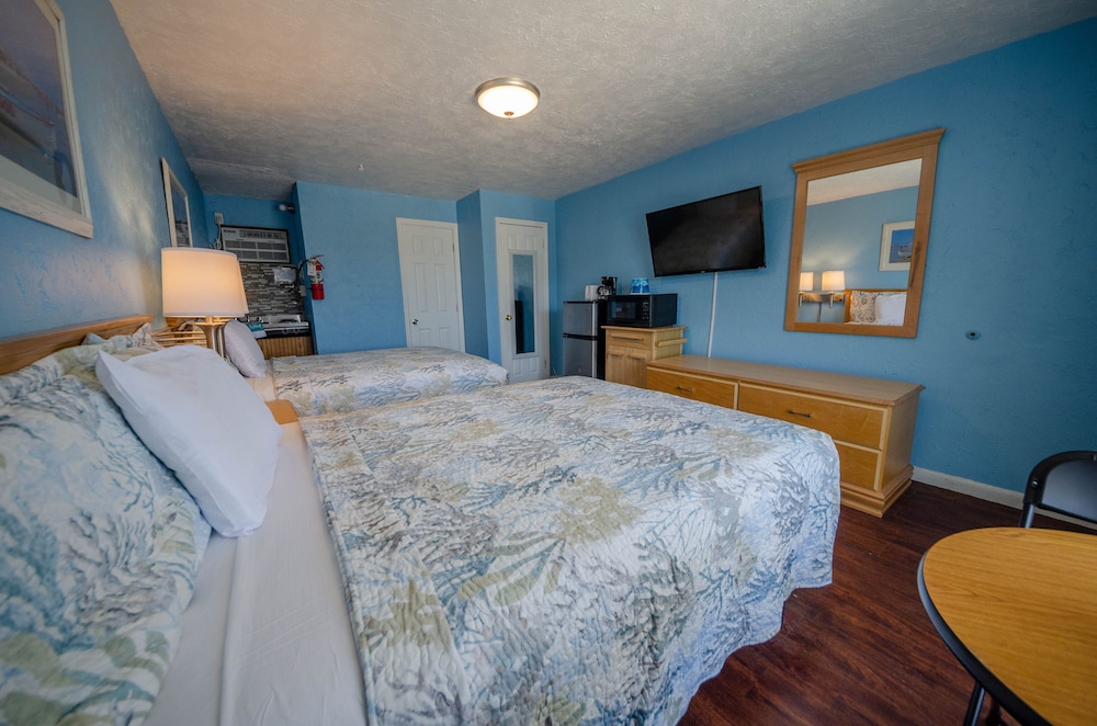 Surf Comber Motel - photo 8