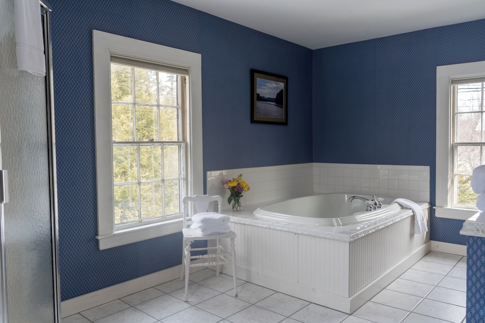 The White Gables Inn - photo 13
