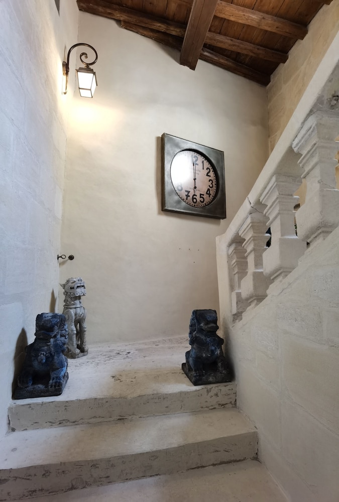 Le Clos Des Consuls — Tarascon