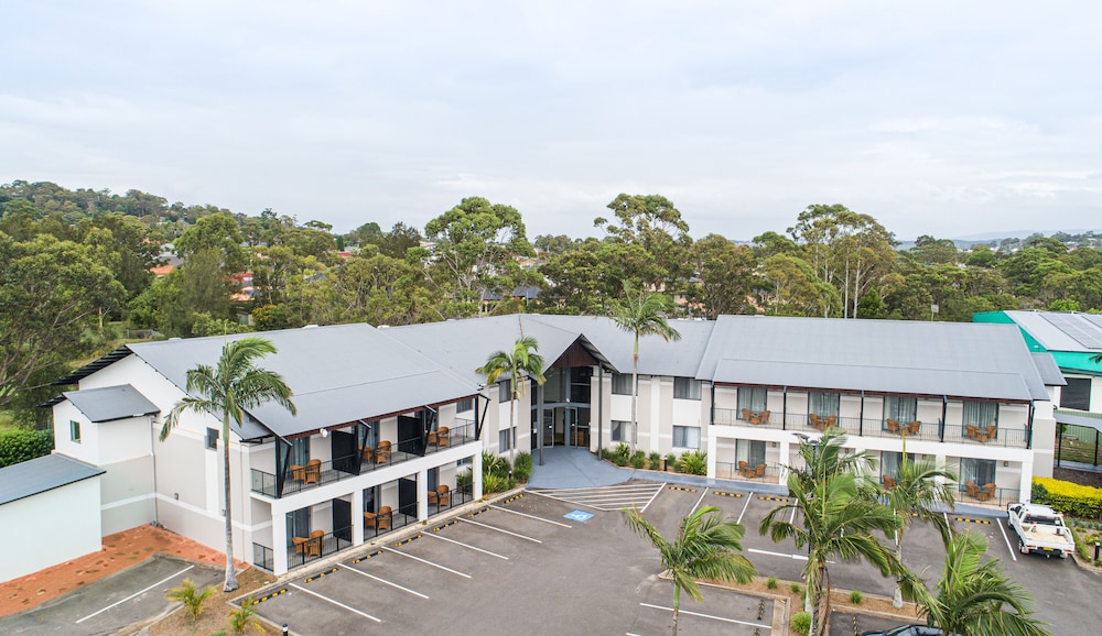 Warners At The Bay — 4-Star Luxury Hotel in Warners Bay, Australia