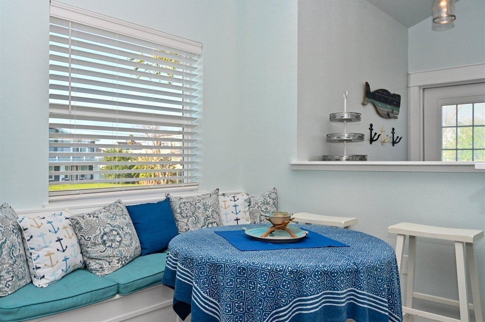 Mermaid Cove - photo 5